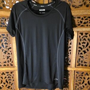 🌟 Marmot Black T-Shirt